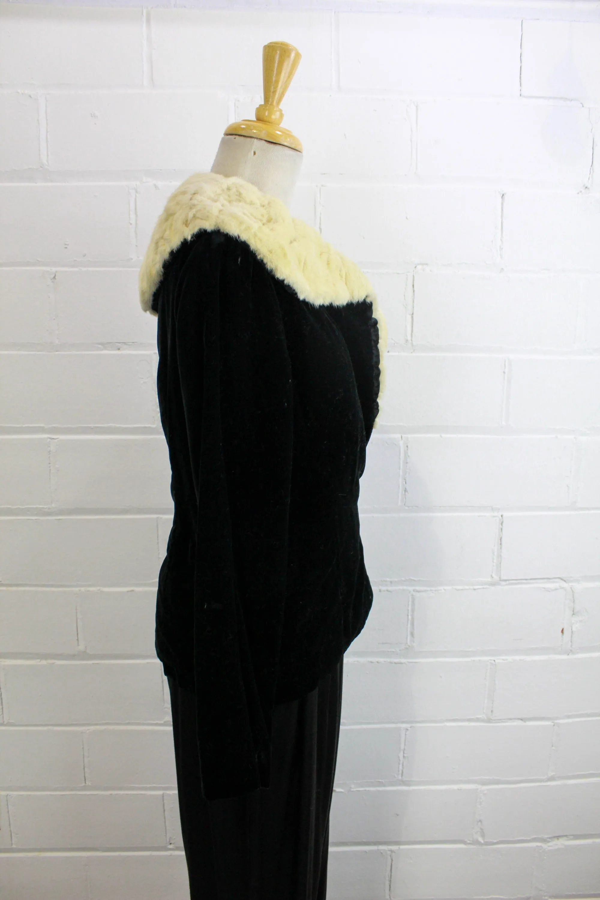 1930s Black Velvet Jacket with Fur Collar, Small