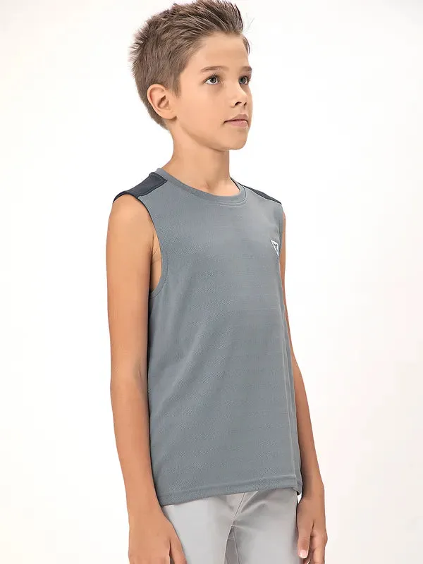 Boys Colorblock Slim Fit Crew Neck T-shirt with TECHNO COOL 