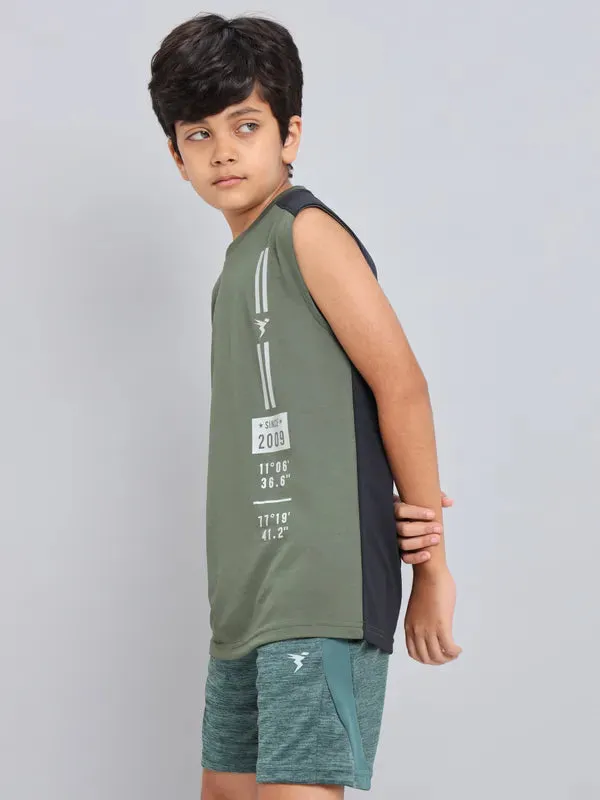 Boys Printed Slim Fit Crew Neck T-shirt with TECHNO GUARD