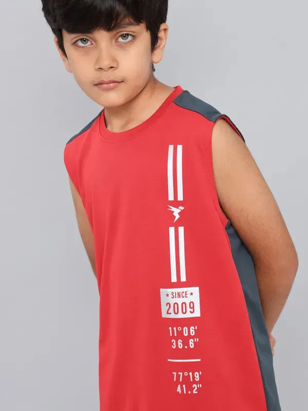 Boys Printed Slim Fit Crew Neck T-shirt with TECHNO GUARD