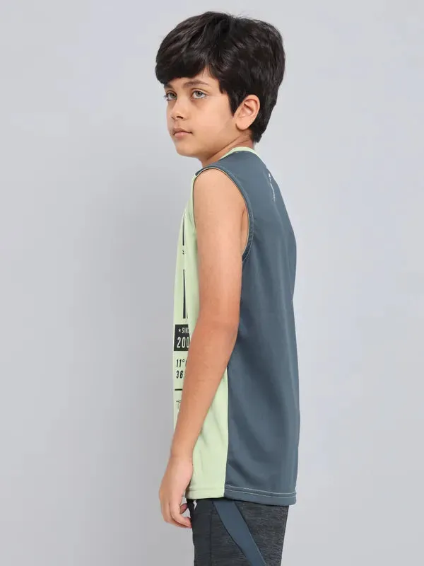 Boys Printed Slim Fit Crew Neck T-shirt with TECHNO GUARD