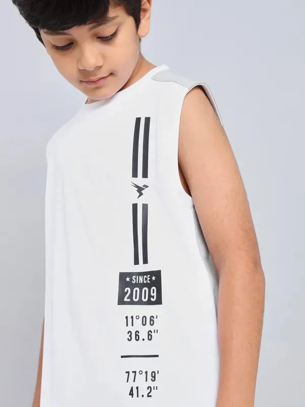 Boys Printed Slim Fit Crew Neck T-shirt with TECHNO GUARD