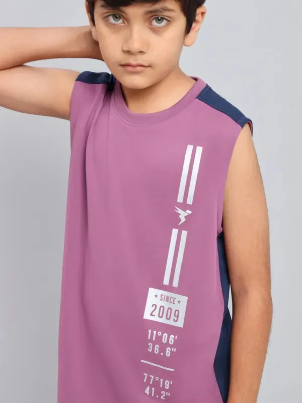 Boys Printed Slim Fit Crew Neck T-shirt with TECHNO GUARD