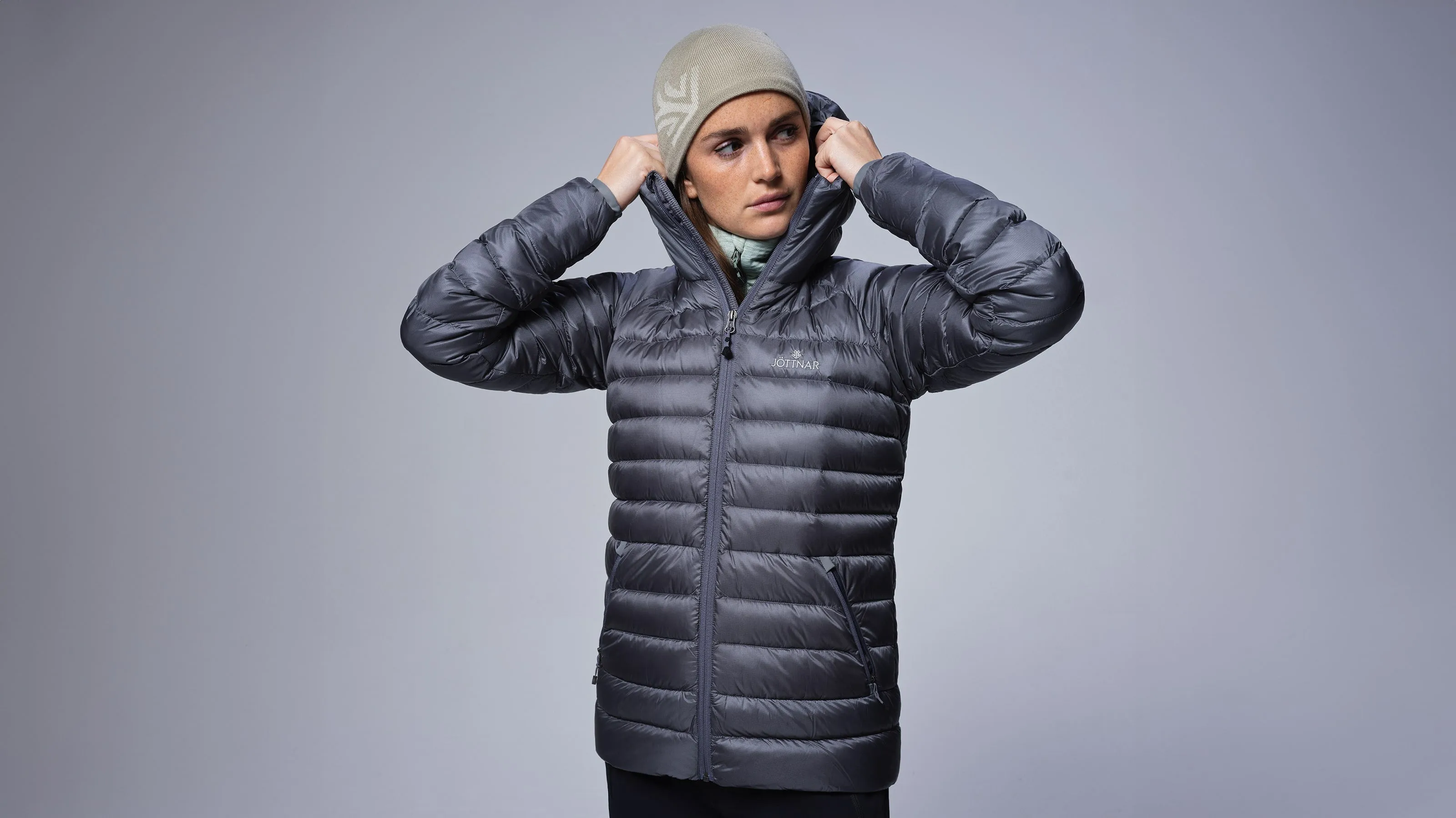 Fenrir Women's Lightweight Hooded Down Jacket