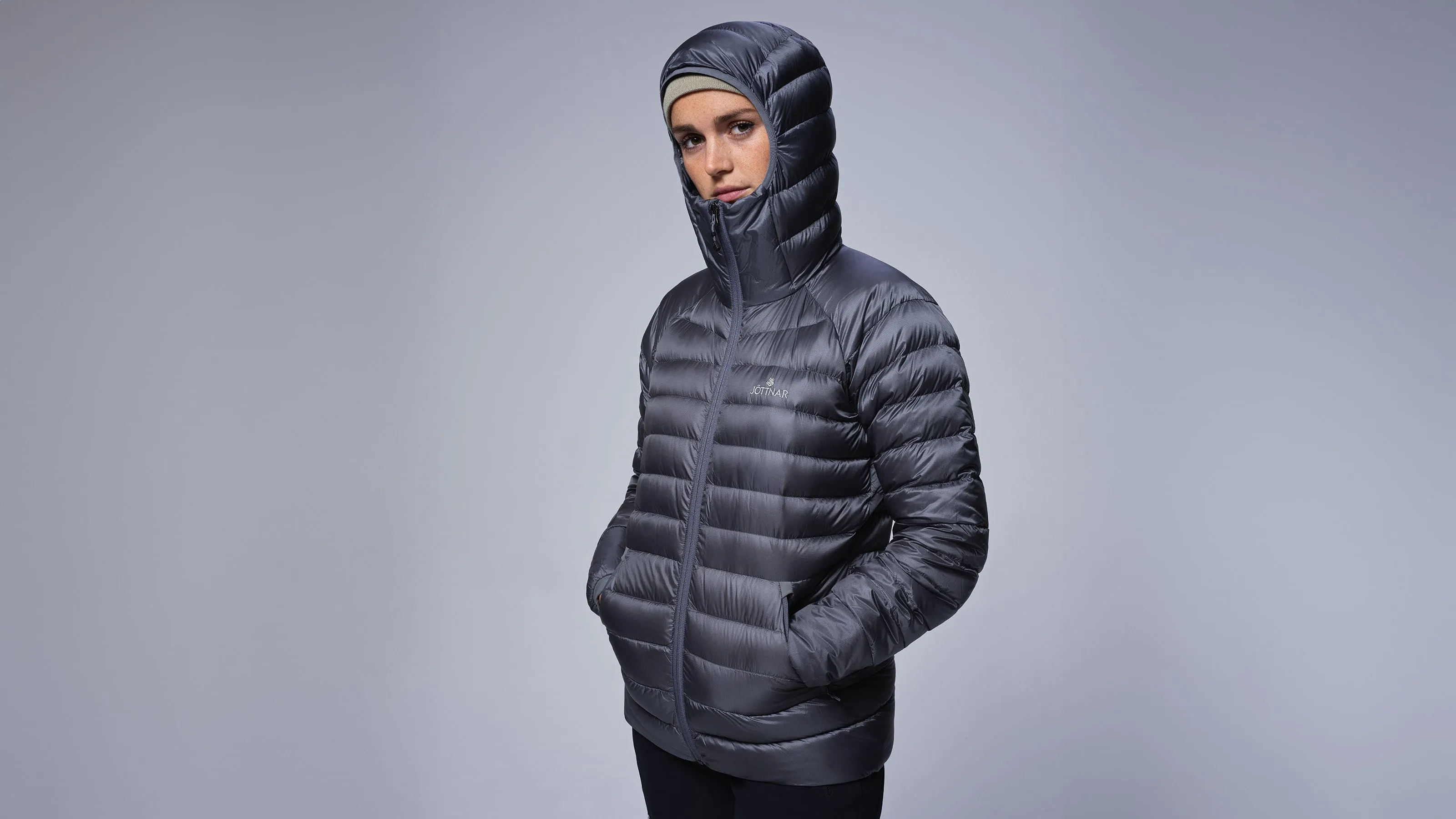 Fenrir Women's Lightweight Hooded Down Jacket