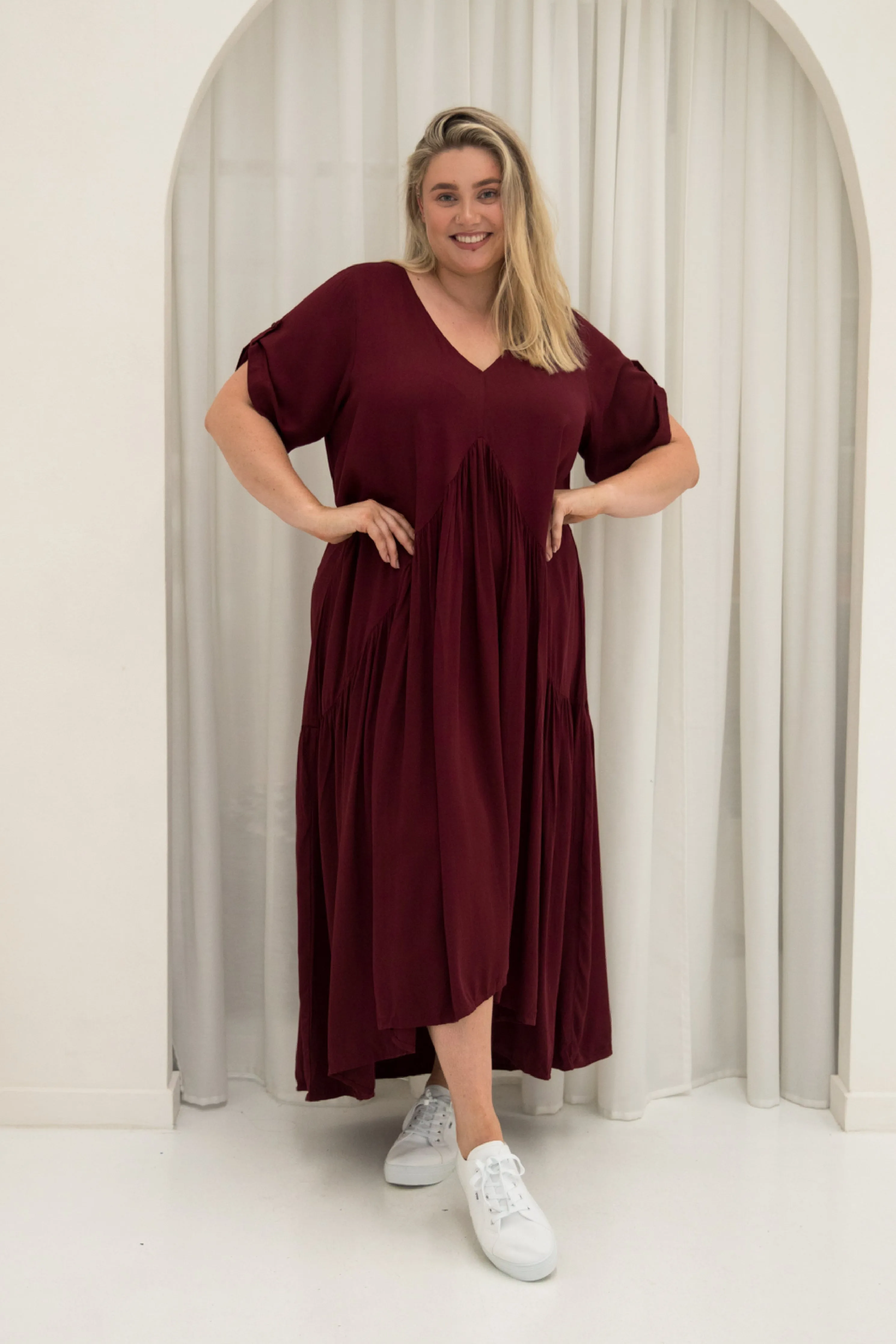 FINAL SALE Peak Maxi Dress in Burgundy