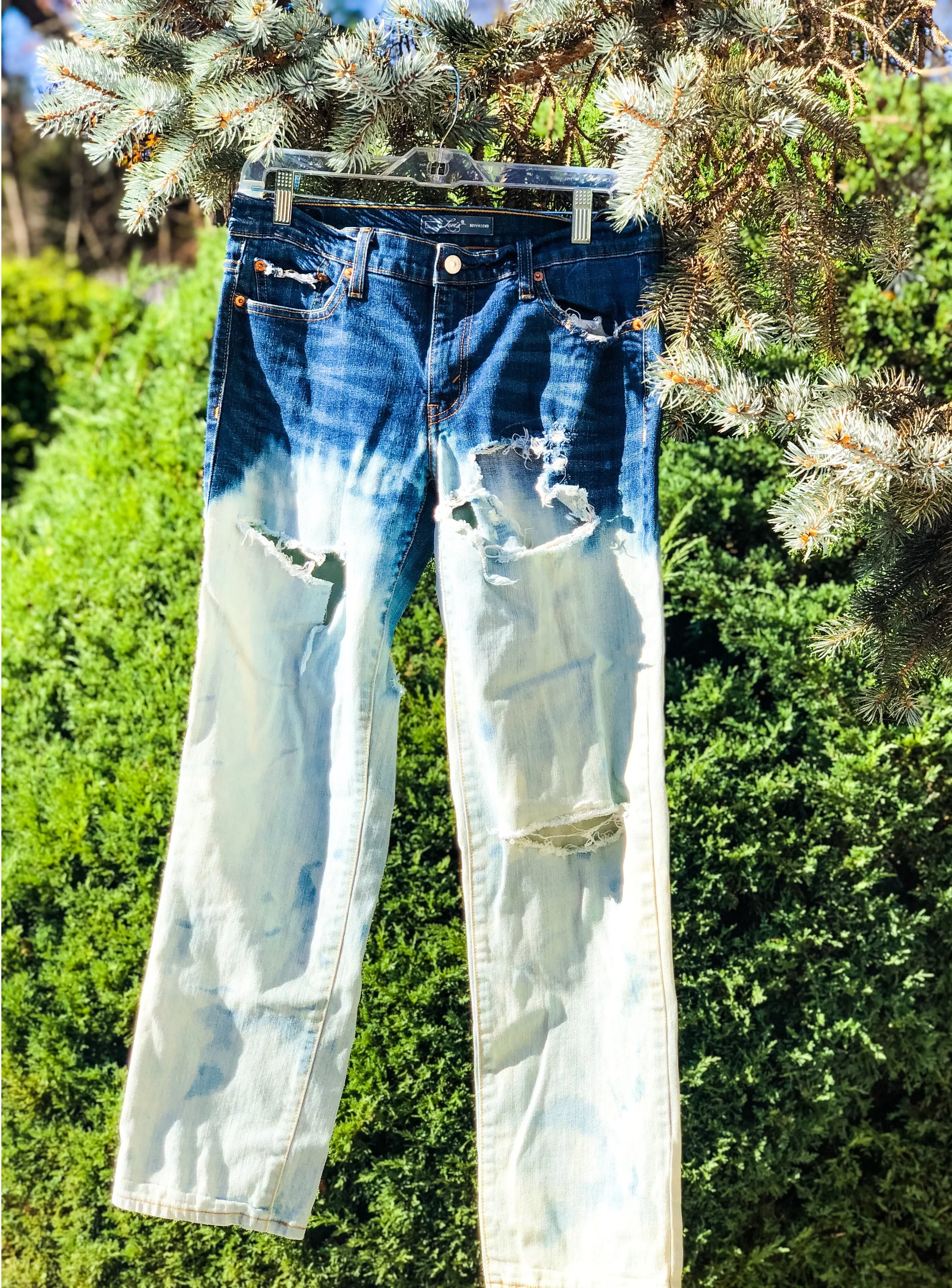 LEVIS Deconstructed Ombre Jeans