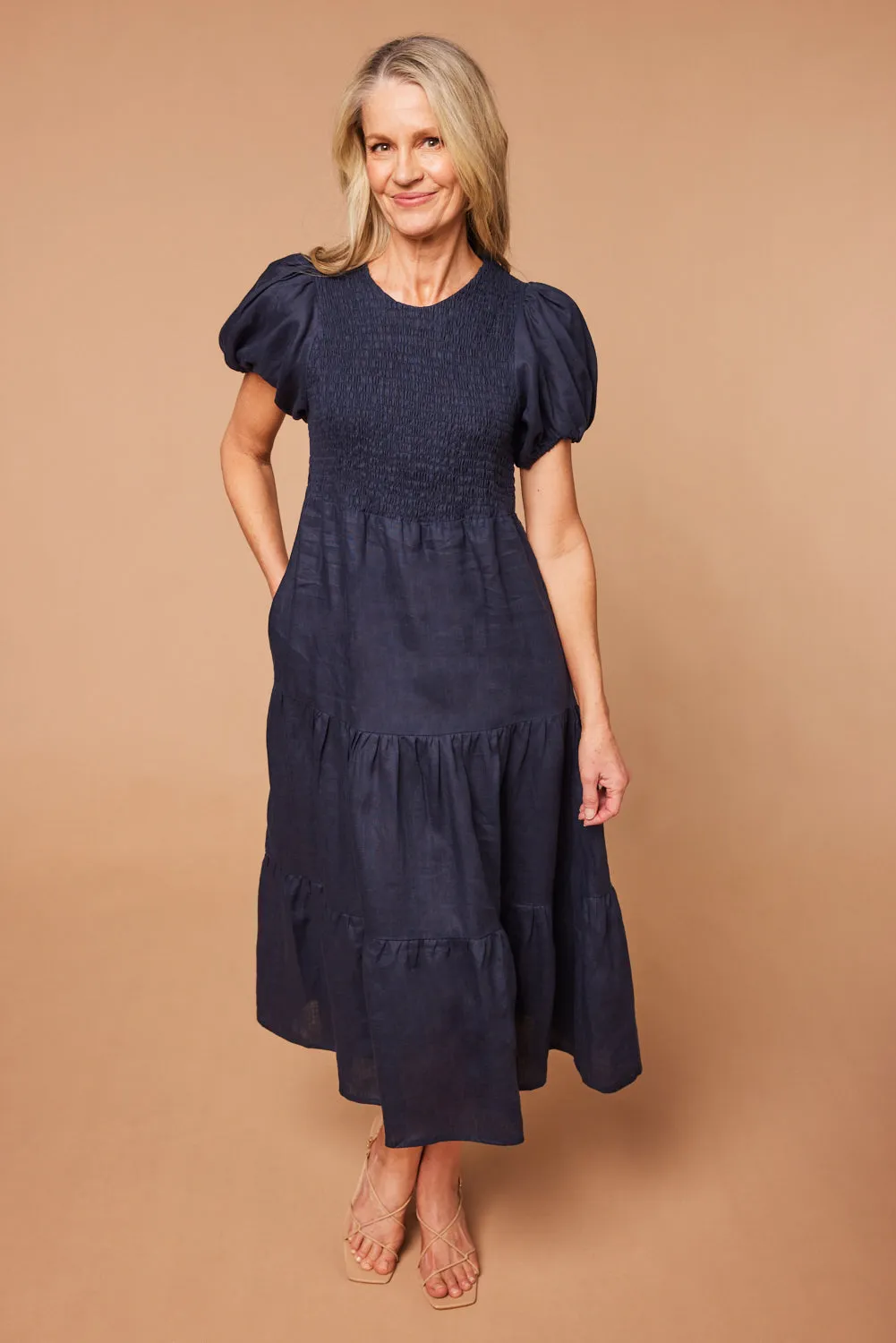 Minden Linen Shirred Short Sleeve Dress in Navy