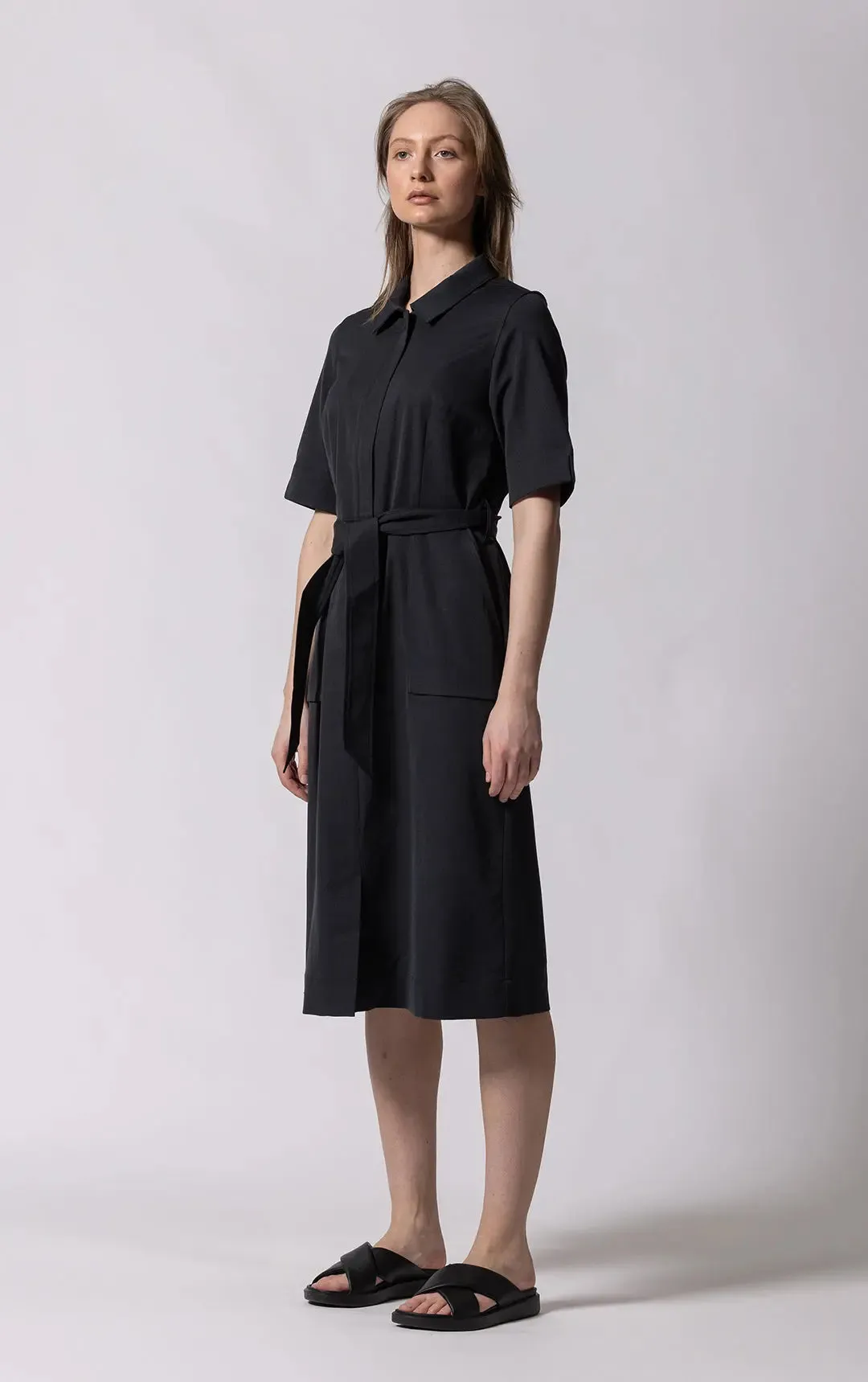 PERFORMANCE TWILL SHIRT DRESS